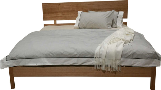 Amelia Bed Base – Chic Versatility